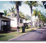 Finemore Tourist Park - Accommodation Main Beach