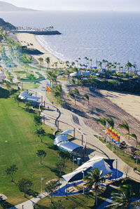 Townsville Mc ACT Accommodation Main Beach