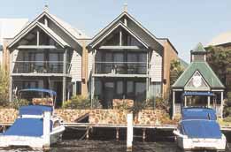 Slipway Holiday Villas - Accommodation Main Beach 0