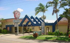 Rosslea QLD Accommodation Main Beach