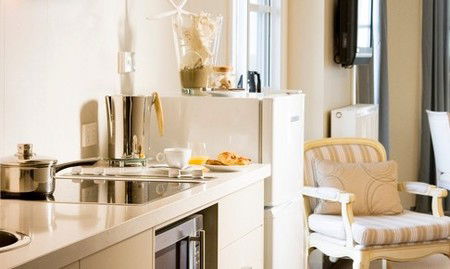 Quality Suites Deep Blue - Accommodation Main Beach 3