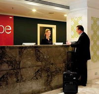 Vibe Savoy Hotel Melbourne - Accommodation Main Beach