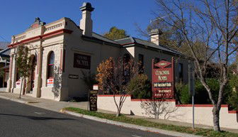 Colonial Motel - Omeo - Accommodation Main Beach 0