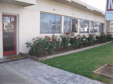 High Street Motel - Accommodation Main Beach 3