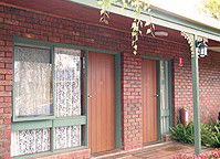 Snowgum Motel - Accommodation Main Beach 2