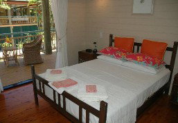 Licuala Lodge - Accommodation Main Beach 0