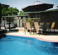 Sun Centre Motel - Accommodation Main Beach