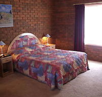 The Charles Sturt Motor Inn - Accommodation Main Beach