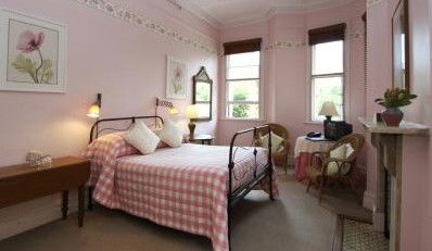 The Russell Hotel - Accommodation Main Beach 4