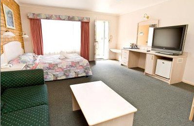 Comfort Inn Big Windmill - Accommodation Main Beach 0