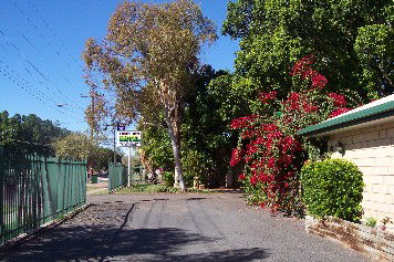 Darling River Motel - Accommodation Main Beach 0