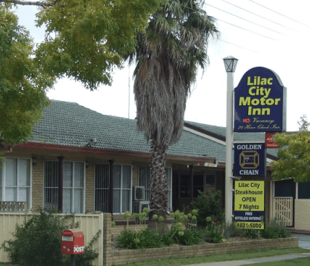 Lilac City Motor Inn  Streakhouse - Accommodation Main Beach