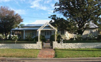 Annas Place - Accommodation Main Beach 0