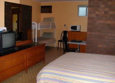 Matador Motor Inn - Accommodation Main Beach 4