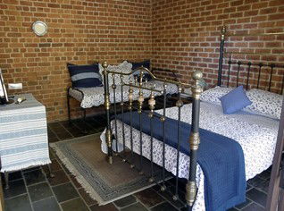 Araluen Old Courthouse - Accommodation Main Beach 4