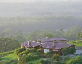 Bimbadeen Estate - Accommodation Main Beach 2