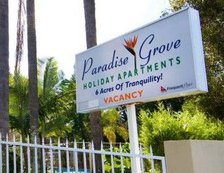 Paradise Grove Holiday Apartments - Accommodation Main Beach 4
