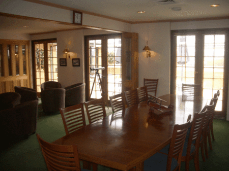 Adelaide Aviators Lodge - Accommodation Main Beach 3