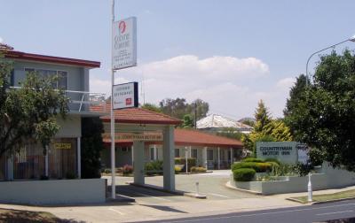 Country Comfort Cowra Countryman Motor Inn - Accommodation Main Beach 0