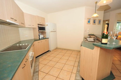 Trinity Waters Apartments - Accommodation Main Beach 7