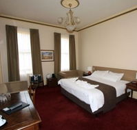 Glenferrie Hotel - Accommodation Main Beach