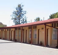 Golden Hills Motel - Accommodation Main Beach