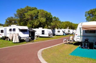 Emu Beach Holiday Park - Accommodation Main Beach 0