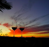 Lillypillys Cottages  Day Spa - Accommodation Main Beach