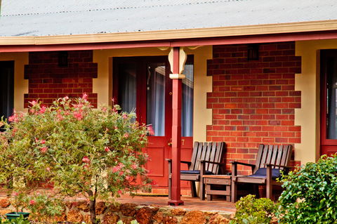 Heritage Country Motel - Accommodation Main Beach 5