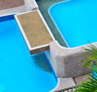 Waters Edge The Strand - Townsville - Accommodation Main Beach