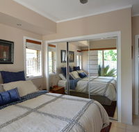 Hastings Cove Holiday Apartments - Accommodation Main Beach