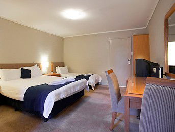 Ibis Styles Canberra Narrabundah - Accommodation Main Beach 2