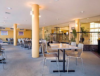 Ibis Styles Canberra Narrabundah - Accommodation Main Beach 3