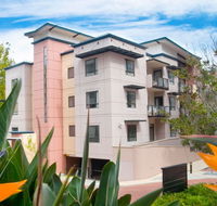 Mounts Bay Waters Apartments - Accommodation Main Beach