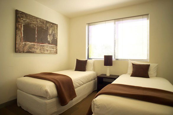  Accommodation Main Beach