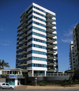 Beachfront Towers - Accommodation Main Beach 6