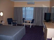 Albert Motel - Accommodation Main Beach 2
