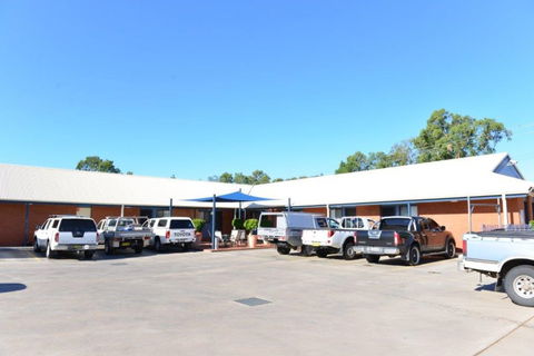 Albert Motel - Accommodation Main Beach 4