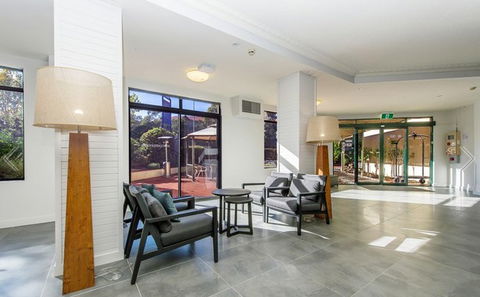Alpha Hotel Canberra - Accommodation Main Beach 1