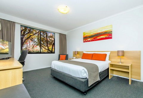 Alpha Hotel Canberra - Accommodation Main Beach 3