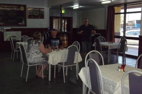 Goldfields Hotel Motel - Accommodation Main Beach 0