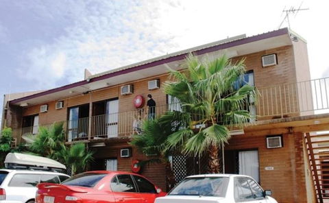 Goldfields Hotel Motel - Accommodation Main Beach 4
