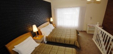 Comfort Inn The International - Accommodation Main Beach 4