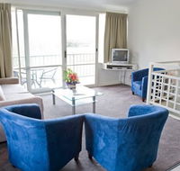 Nepean Country Club - Accommodation Main Beach