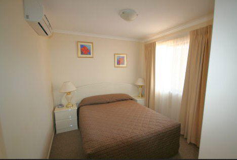 Chinchilla Palms Motor Inn - Accommodation Main Beach 4