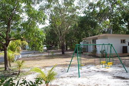 Peninsula Caravan Park - Accommodation Main Beach 0