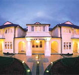 Palais Royale - Accommodation Main Beach
