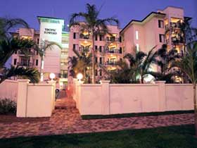 Tropic Towers Apartments - Accommodation Main Beach 0