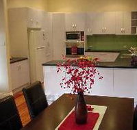 A Secret Garden - Accommodation Main Beach