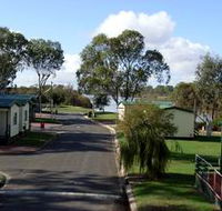 Mannum Caravan Park Cabins - Accommodation Main Beach